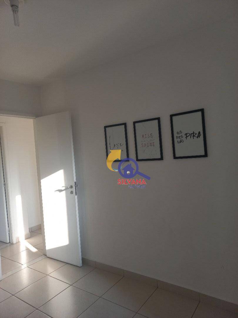 Apartamento para alugar com 3 quartos, 85m² - Foto 2