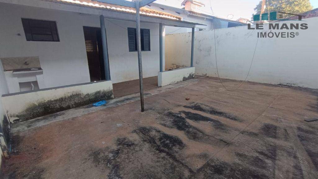 Casa de Condomínio à venda e aluguel com 2 quartos, 64m² - Foto 15