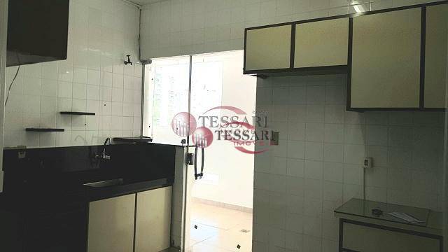 Apartamento à venda com 3 quartos, 164m² - Foto 11