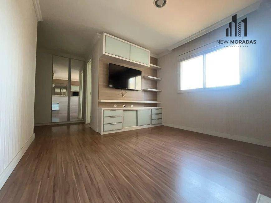 Apartamento à venda com 4 quartos, 143m² - Foto 10