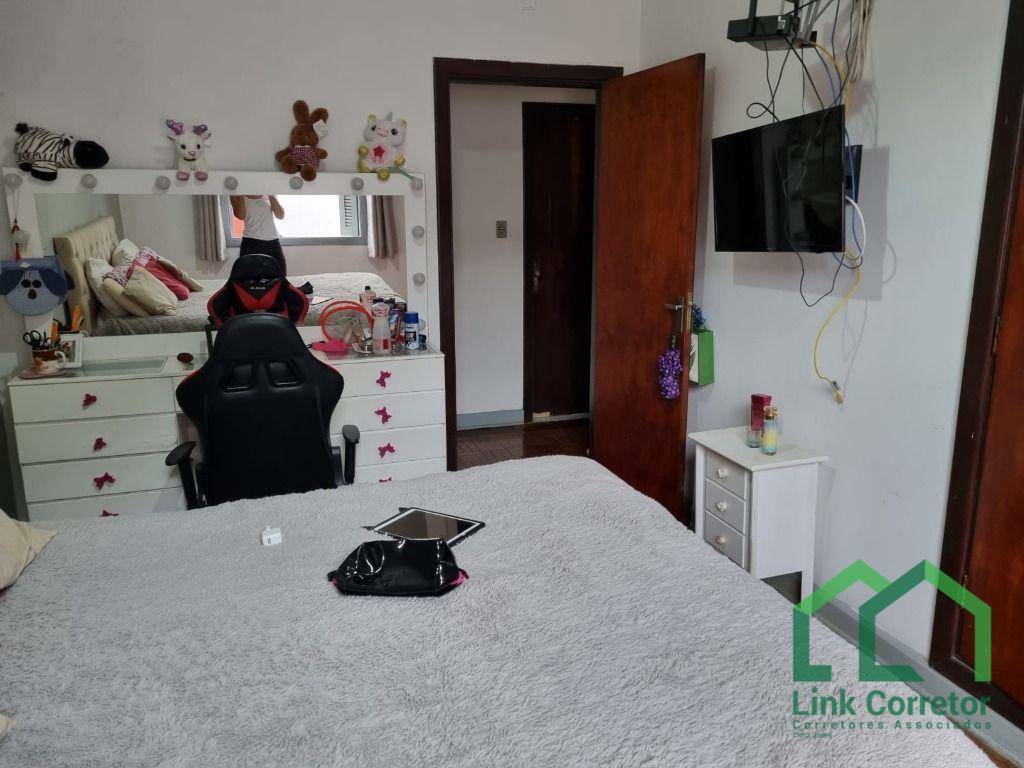 Casa à venda com 6 quartos, 300m² - Foto 44