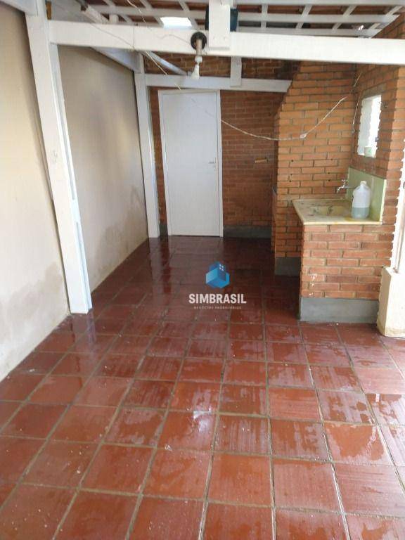 Casa à venda com 3 quartos, 194m² - Foto 19