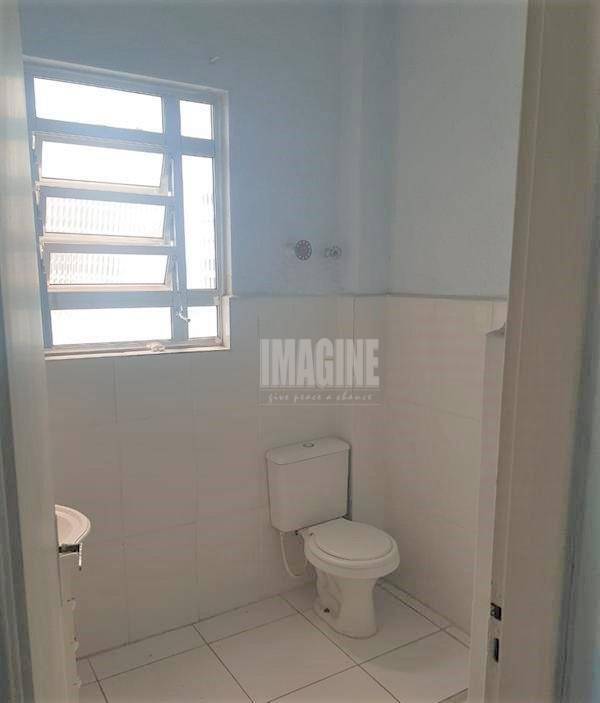 Apartamento à venda com 2 quartos, 66m² - Foto 3