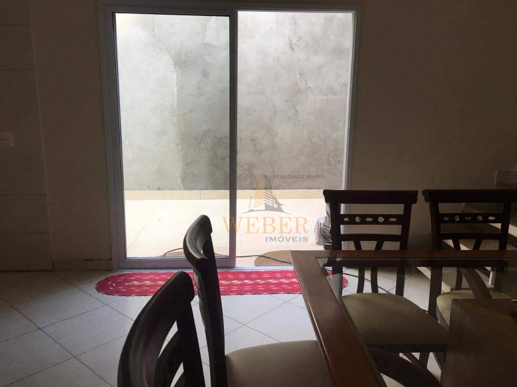 Casa de Condomínio à venda com 3 quartos, 240m² - Foto 18