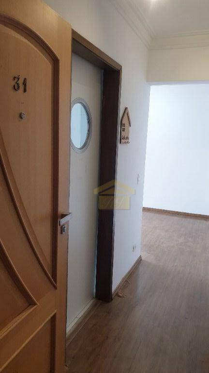 Apartamento à venda com 2 quartos, 62m² - Foto 2