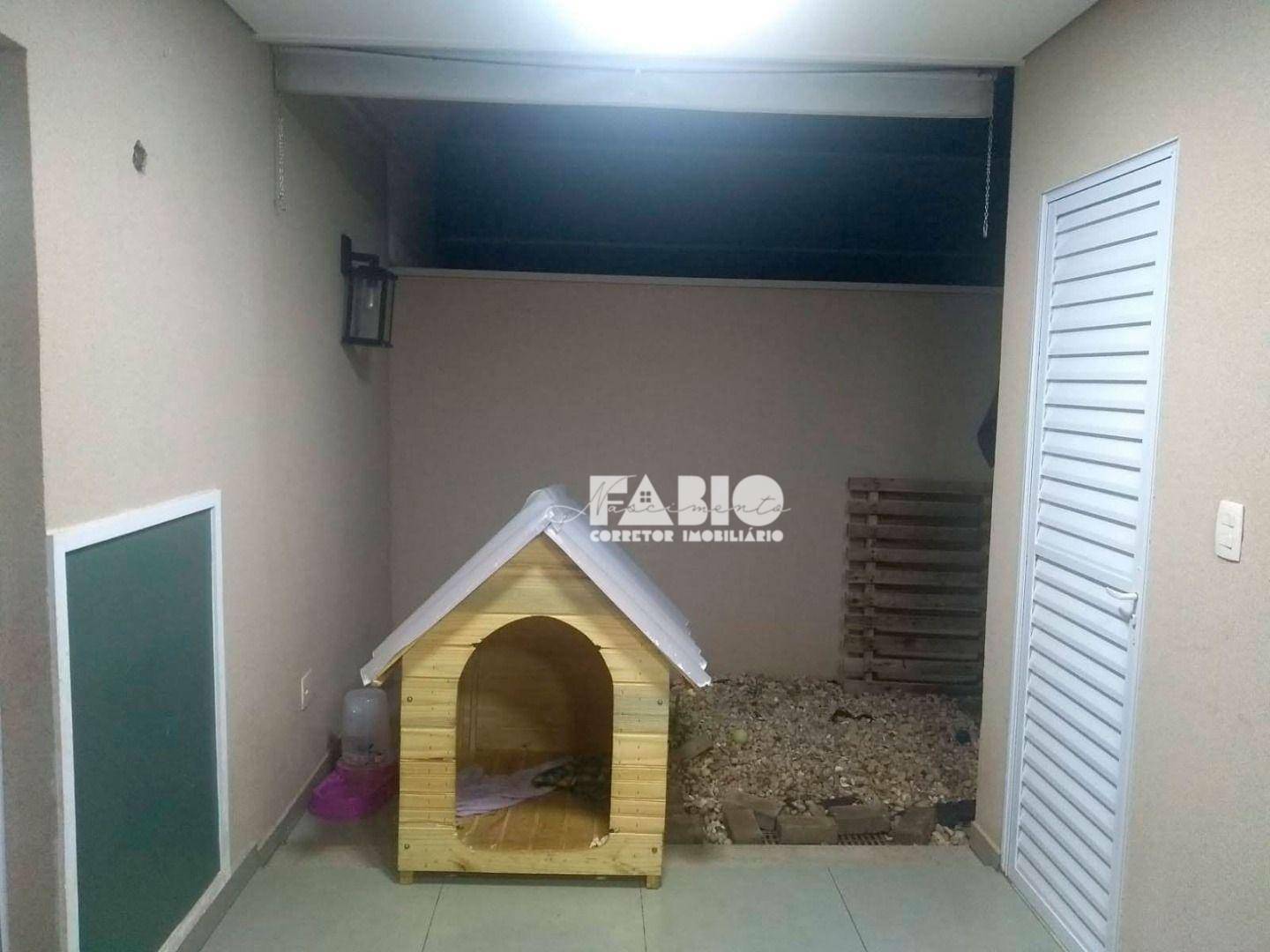 Casa de Condomínio à venda com 3 quartos, 186m² - Foto 4