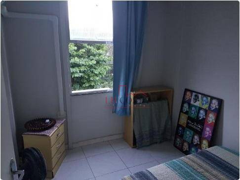 Apartamento à venda com 3 quartos, 70m² - Foto 7