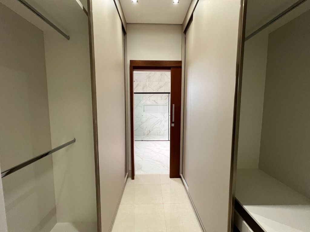 Casa de Condomínio à venda com 3 quartos, 223m² - Foto 9