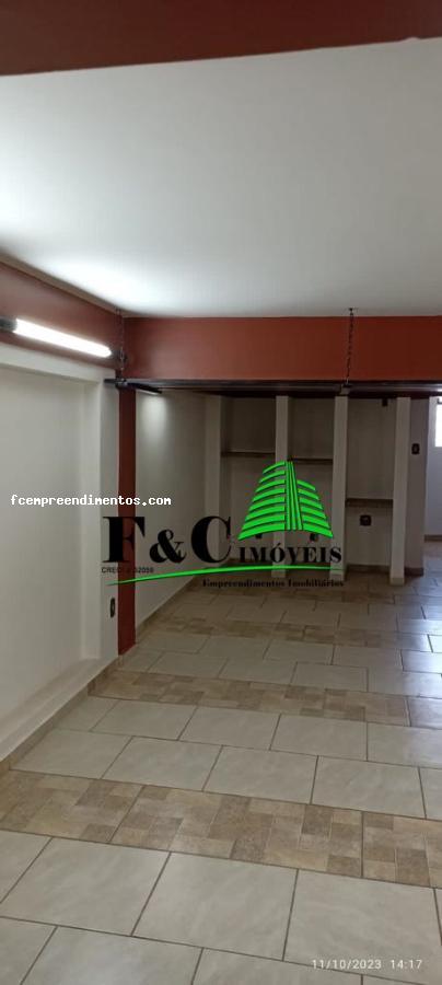 Casa à venda com 2 quartos, 310m² - Foto 12