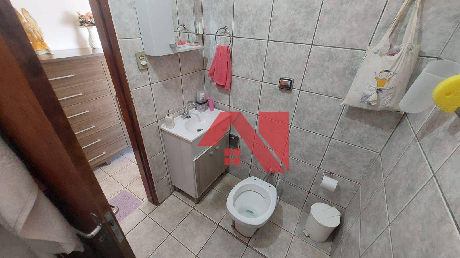 Sobrado à venda com 4 quartos, 180m² - Foto 7