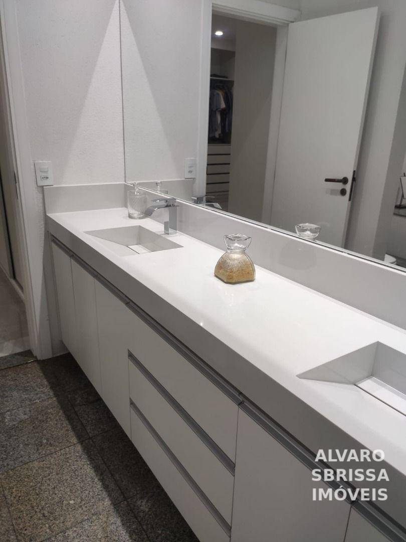 Casa de Condomínio para alugar com 4 quartos, 450m² - Foto 23