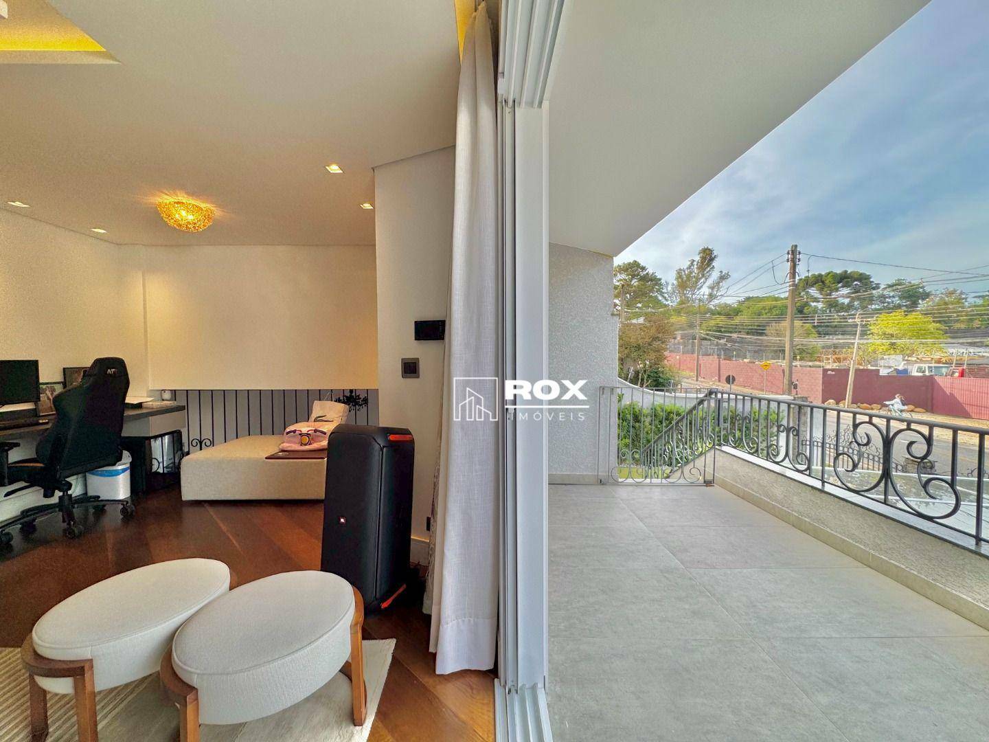 Casa à venda com 4 quartos, 490m² - Foto 3