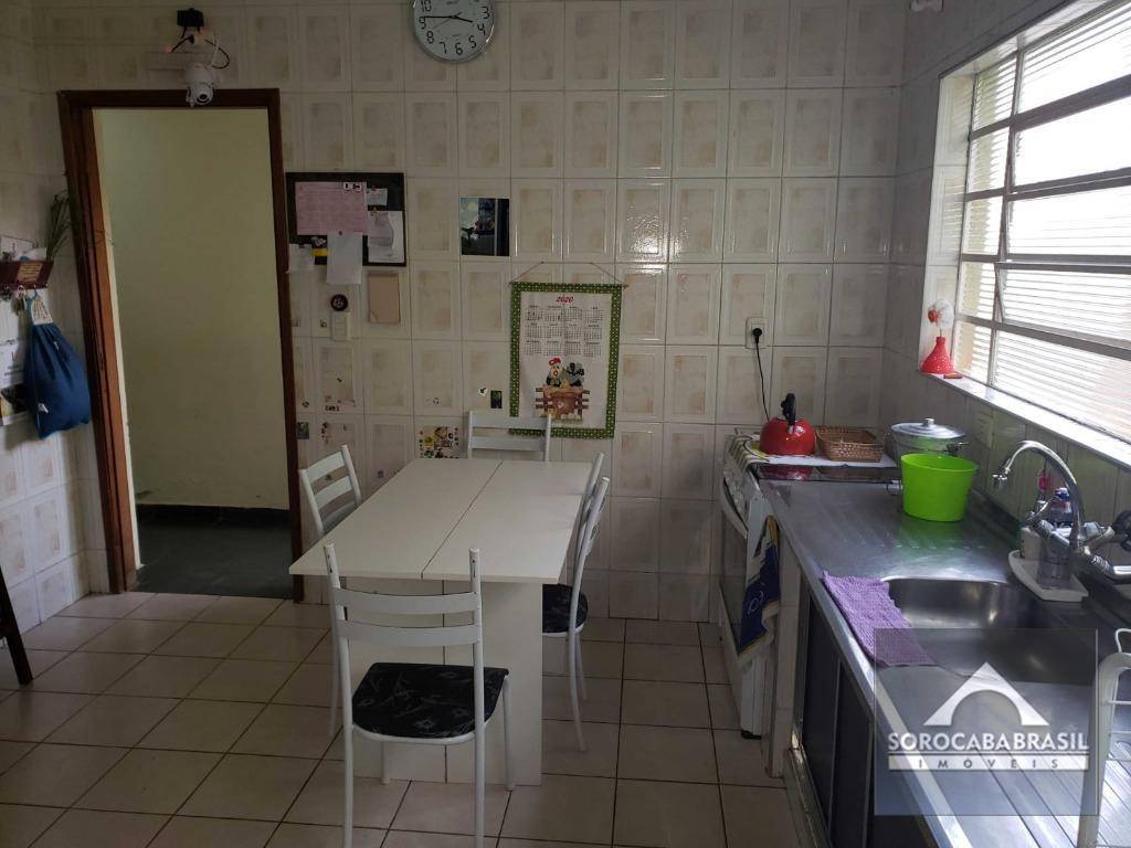 Sobrado à venda com 2 quartos, 320m² - Foto 13