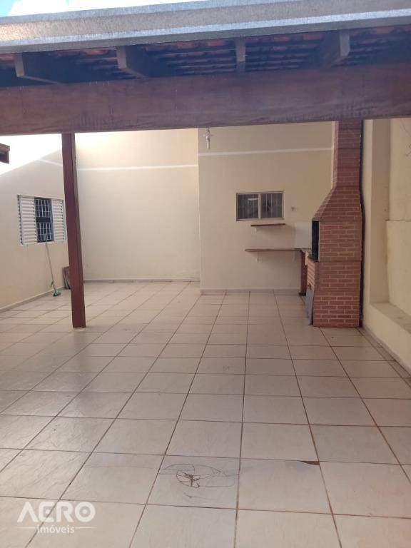 Casa à venda com 2 quartos, 130m² - Foto 22