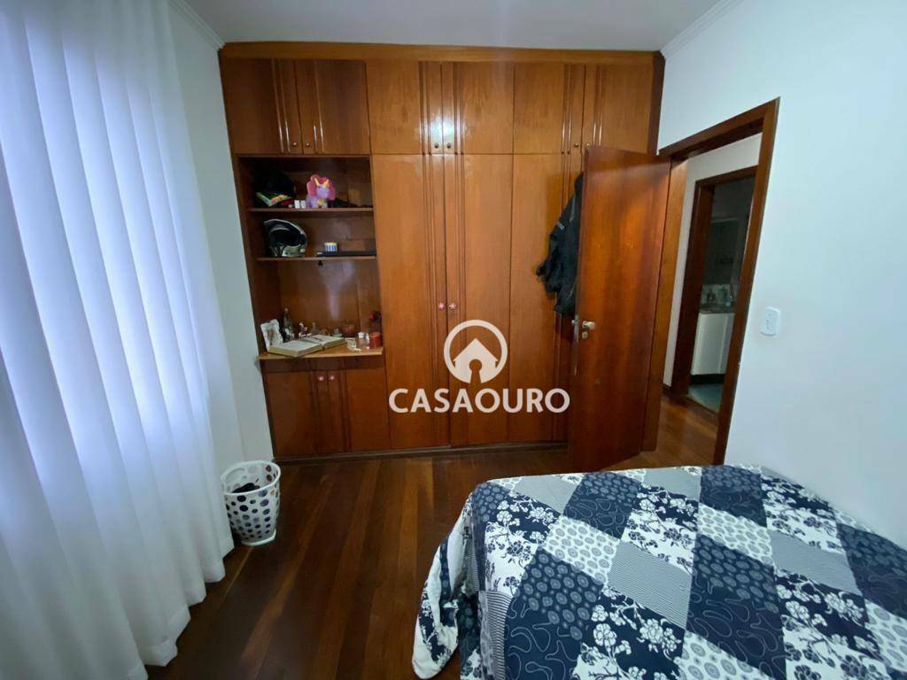 Apartamento à venda com 3 quartos, 115m² - Foto 11