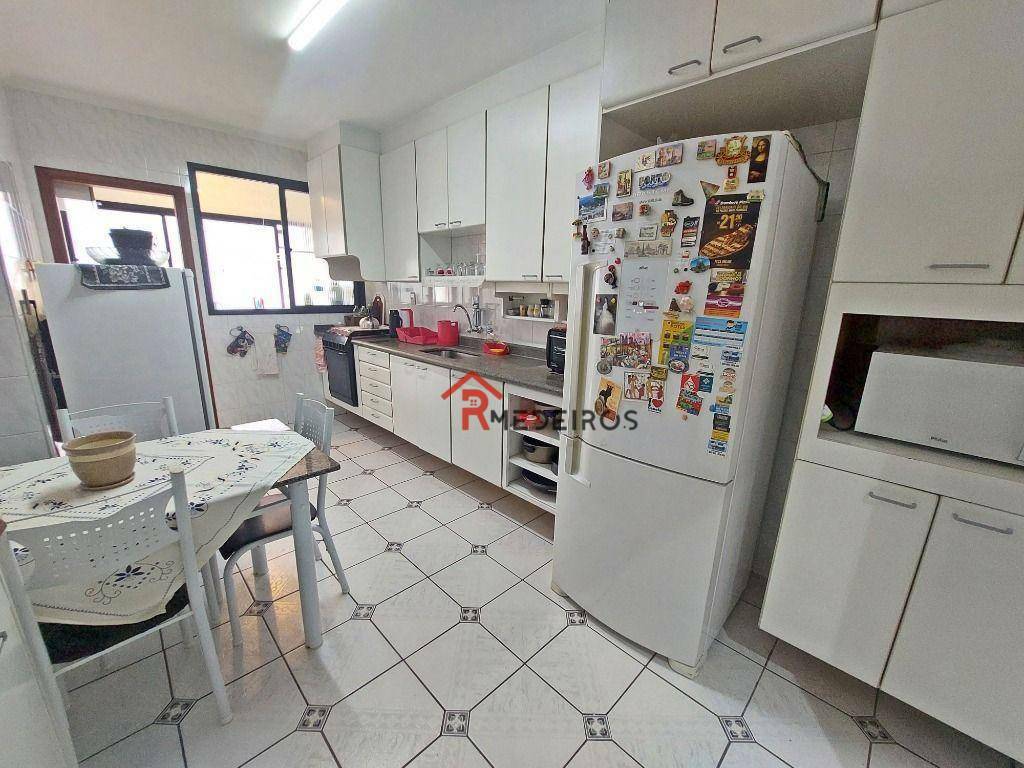 Apartamento à venda com 2 quartos, 115m² - Foto 15