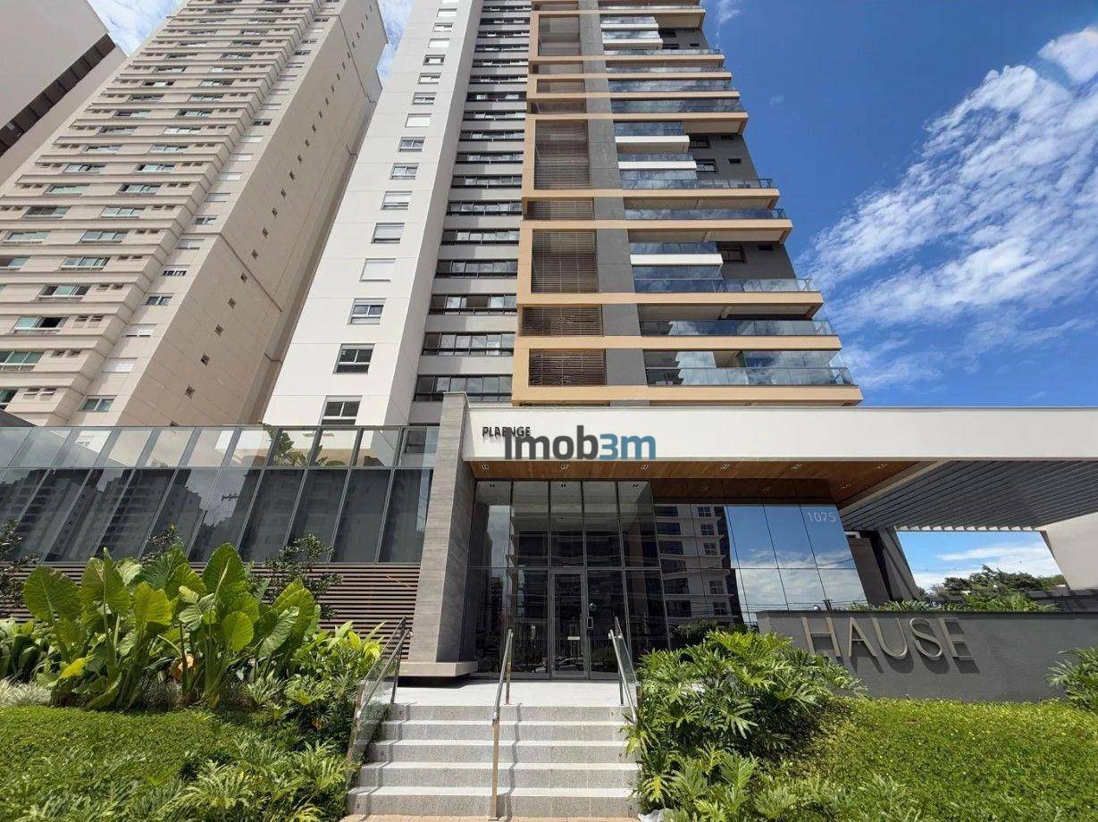 Apartamento para alugar com 3 quartos, 137m² - Foto 1