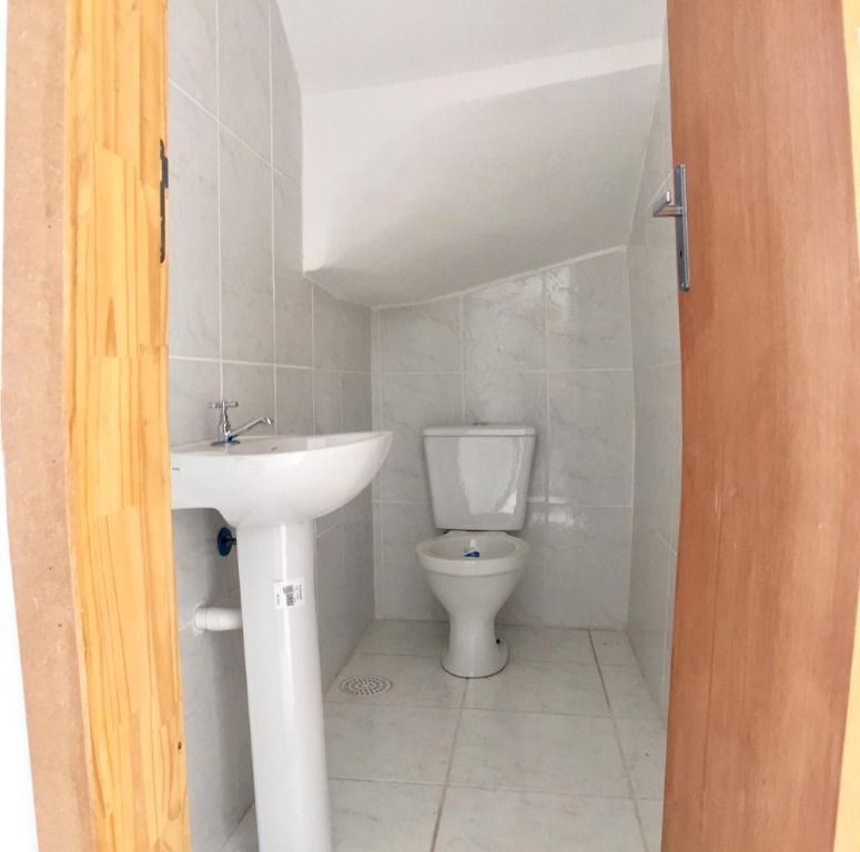 Casa à venda com 2 quartos, 80m² - Foto 7