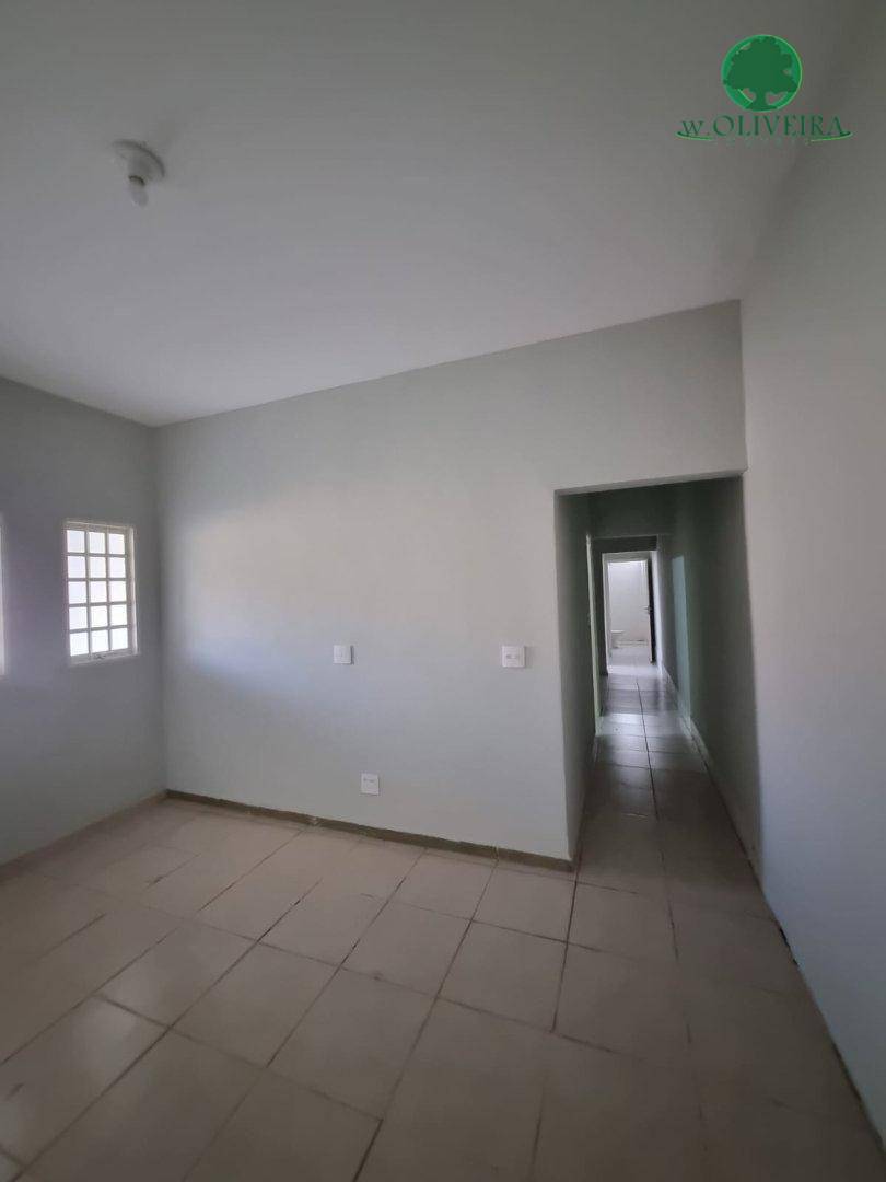 Casa à venda com 2 quartos, 178m² - Foto 4