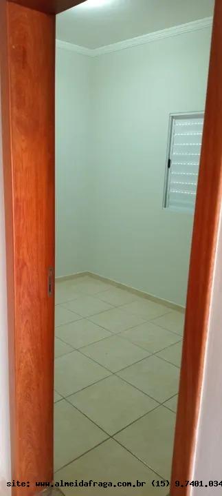 Casa de Condomínio para alugar com 4 quartos, 150m² - Foto 9