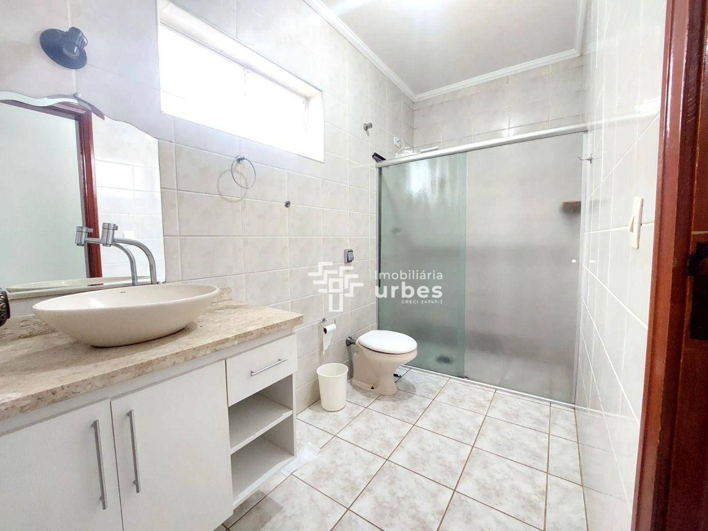 Casa para alugar com 3 quartos, 165m² - Foto 9