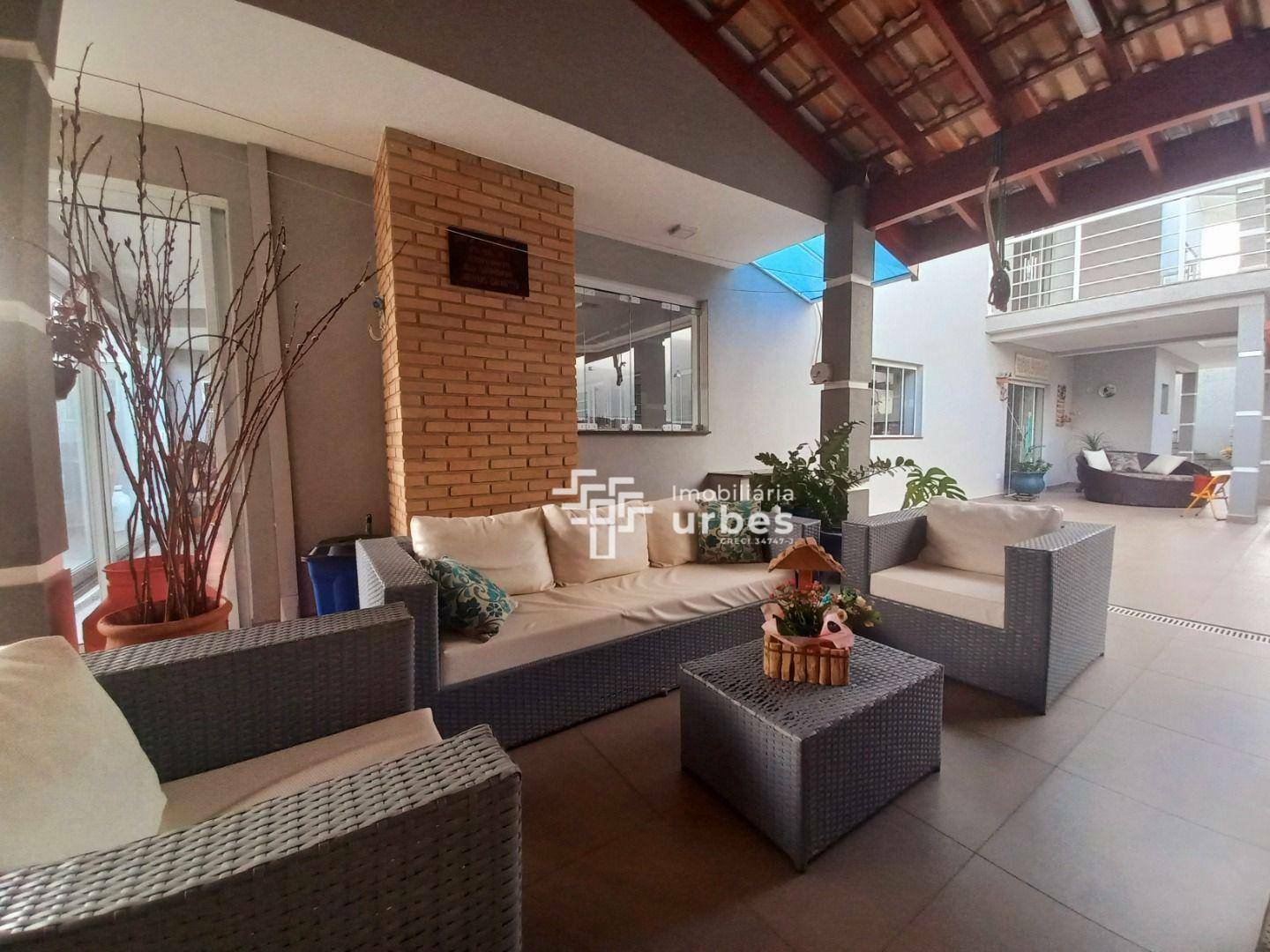 Casa à venda com 3 quartos, 347m² - Foto 32