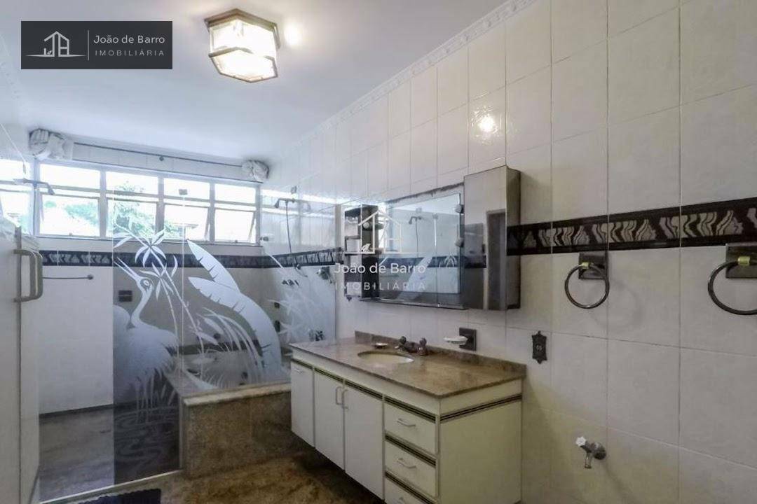 Casa à venda com 4 quartos, 388m² - Foto 23