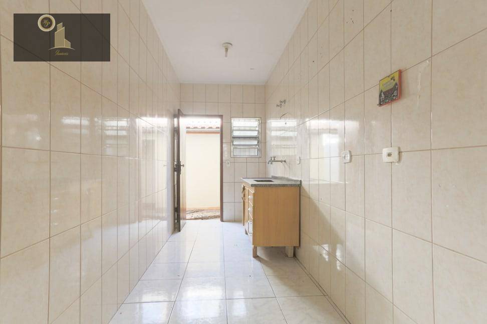 Casa à venda com 2 quartos, 180m² - Foto 13