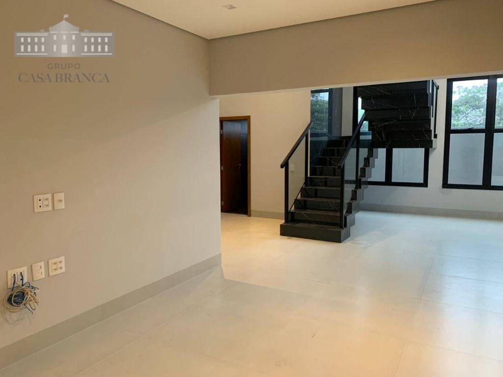 Sobrado à venda com 3 quartos, 336m² - Foto 11