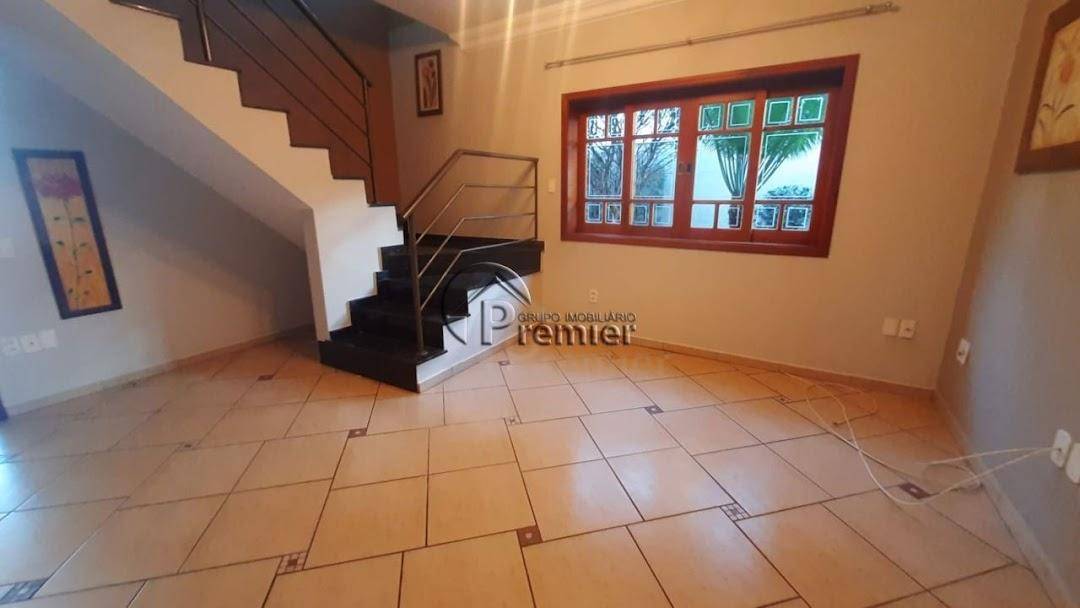 Casa à venda com 3 quartos, 210m² - Foto 9