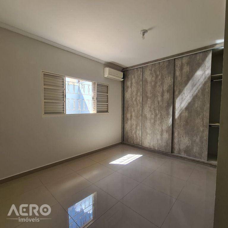 Casa à venda com 3 quartos, 247m² - Foto 21