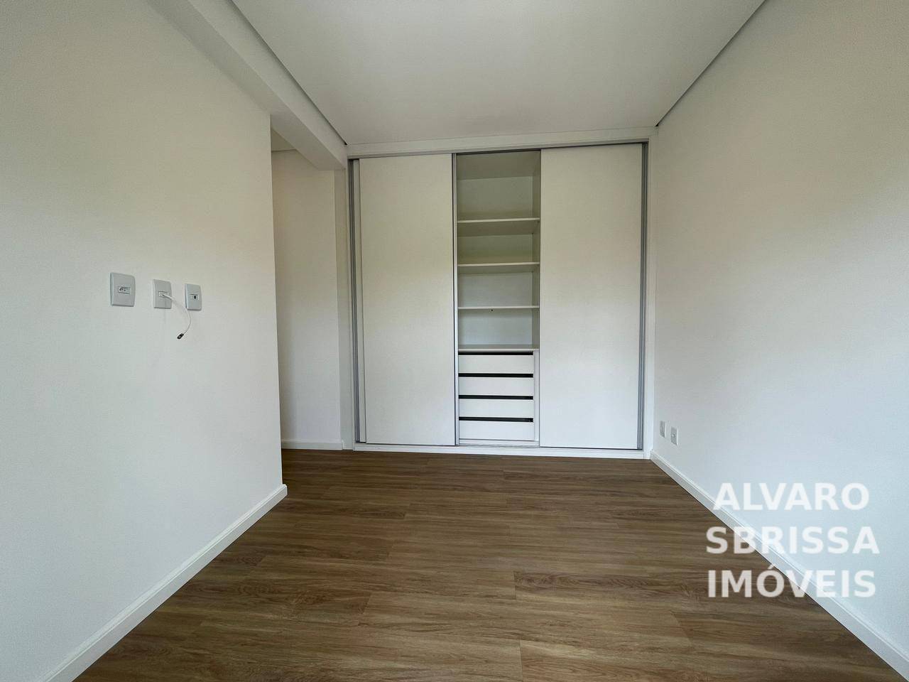 Apartamento para alugar com 3 quartos, 83m² - Foto 14