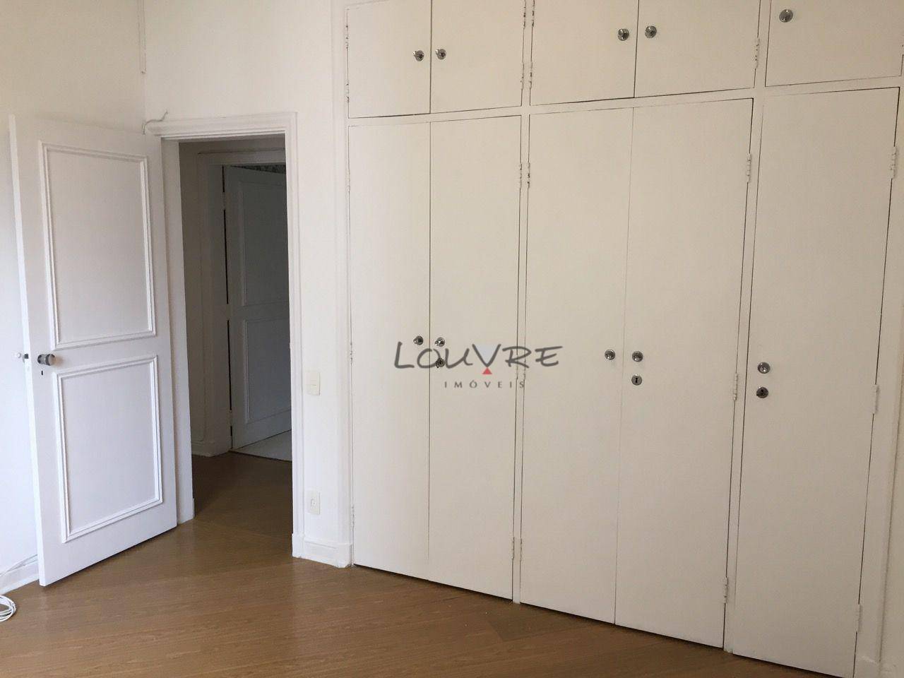 Apartamento à venda com 2 quartos, 100m² - Foto 13