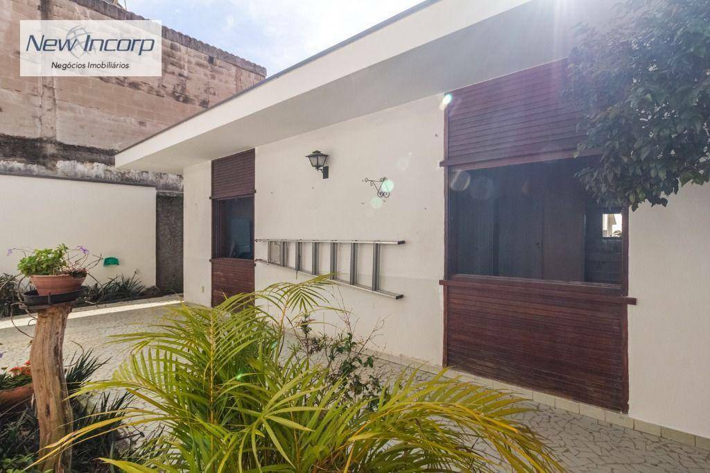 Casa à venda com 3 quartos, 307m² - Foto 22