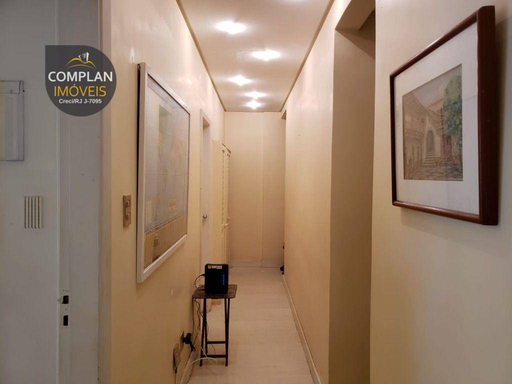 Apartamento à venda com 3 quartos, 200m² - Foto 28