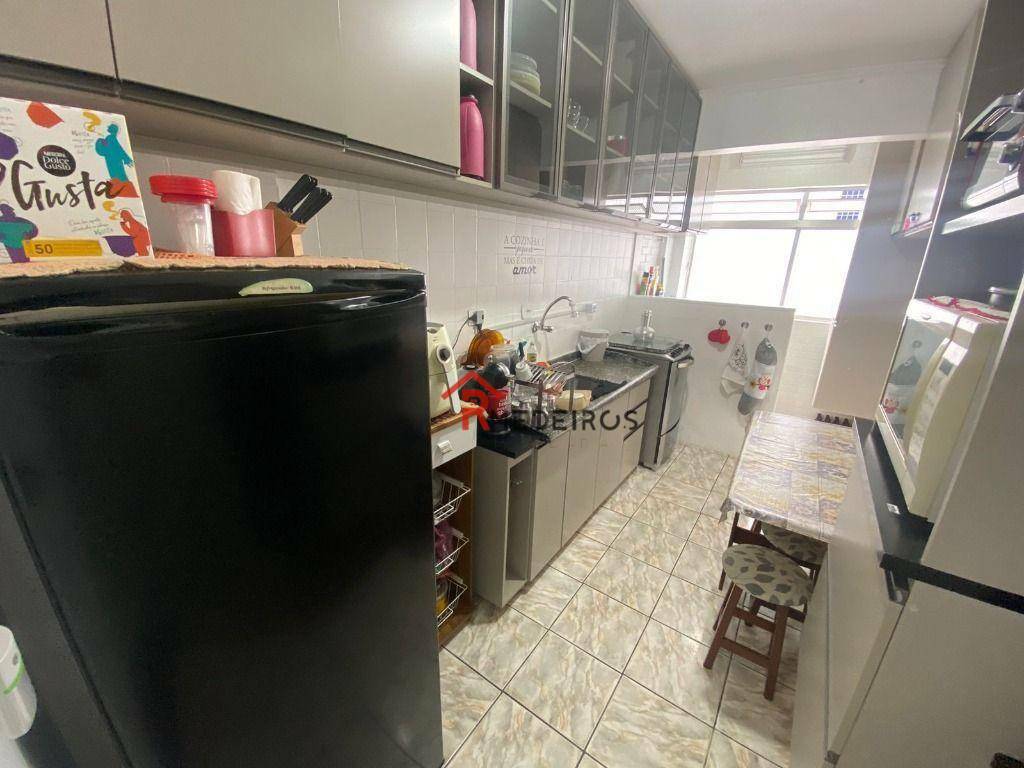 Apartamento à venda com 1 quarto, 43m² - Foto 4