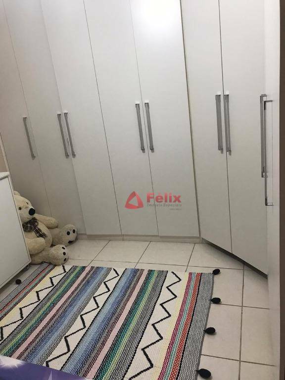 Apartamento à venda com 3 quartos, 77m² - Foto 10