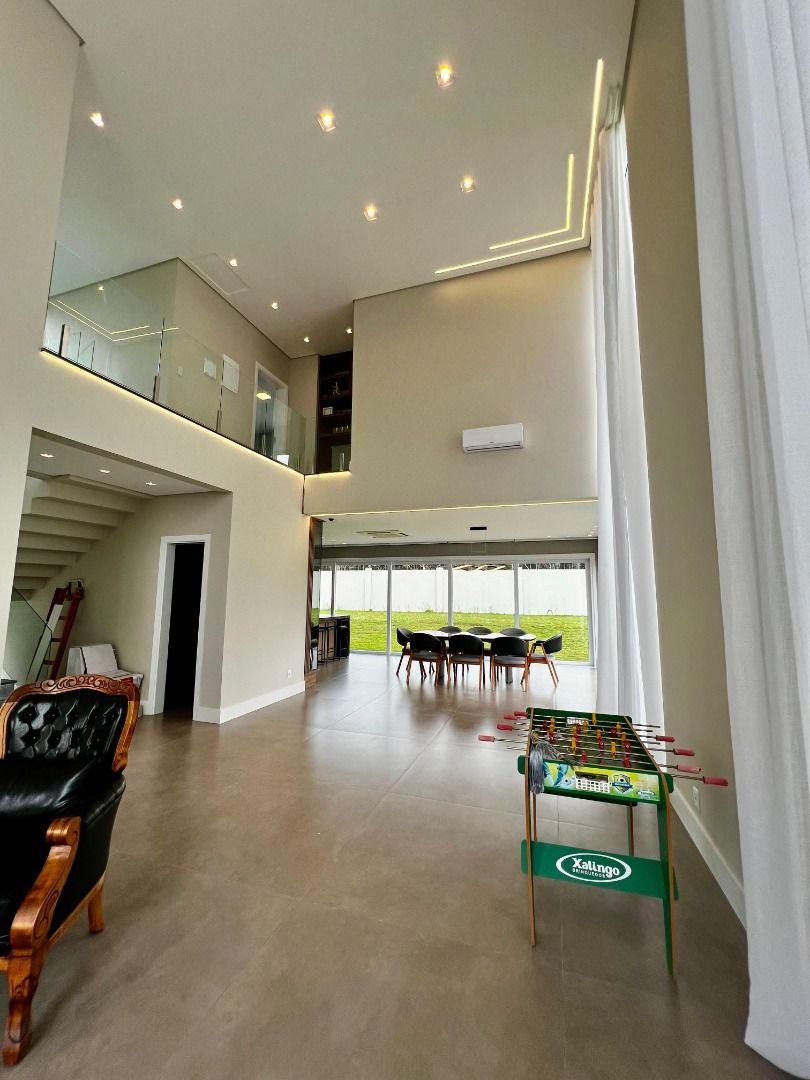 Casa de Condomínio à venda com 4 quartos, 250m² - Foto 7