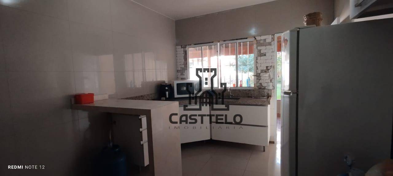 Casa à venda com 3 quartos, 80m² - Foto 17