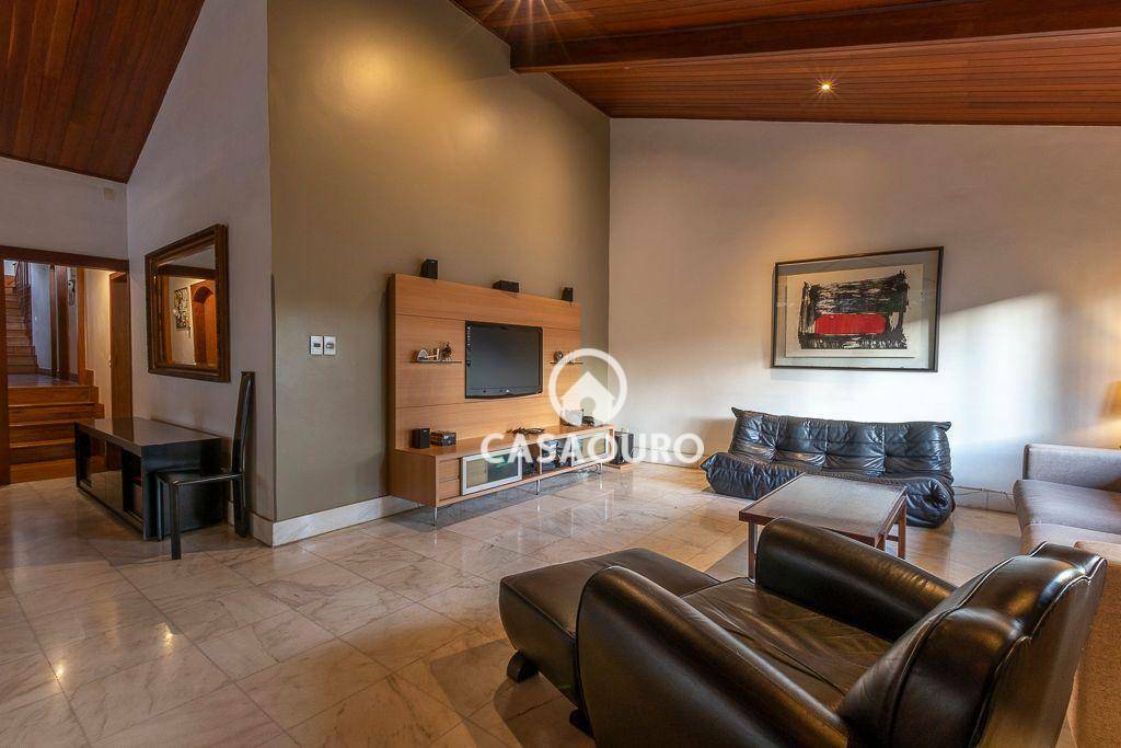 Casa à venda com 5 quartos, 750m² - Foto 21