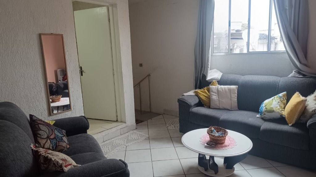 Casa à venda com 2 quartos, 150m² - Foto 3