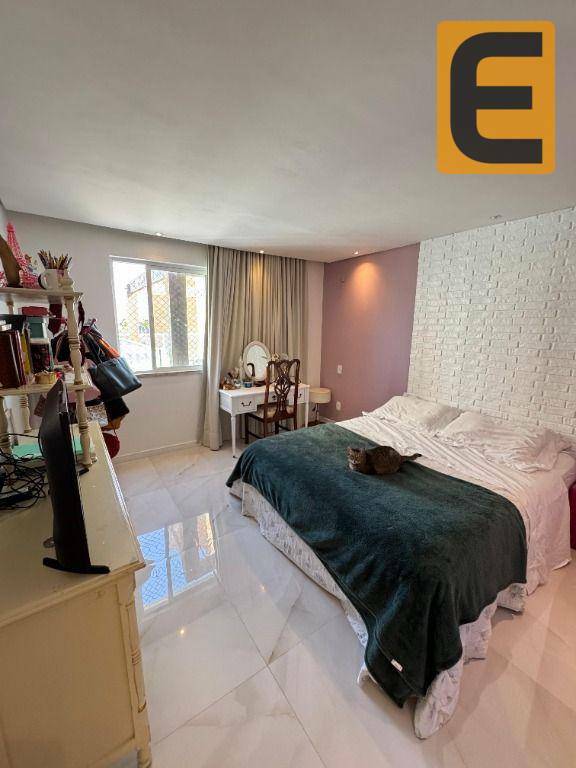 Casa de Condomínio à venda com 5 quartos, 410m² - Foto 13