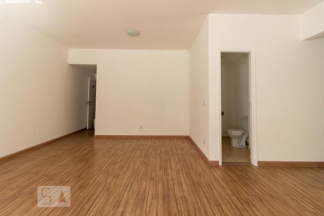 Apartamento à venda com 3 quartos, 135m² - Foto 3