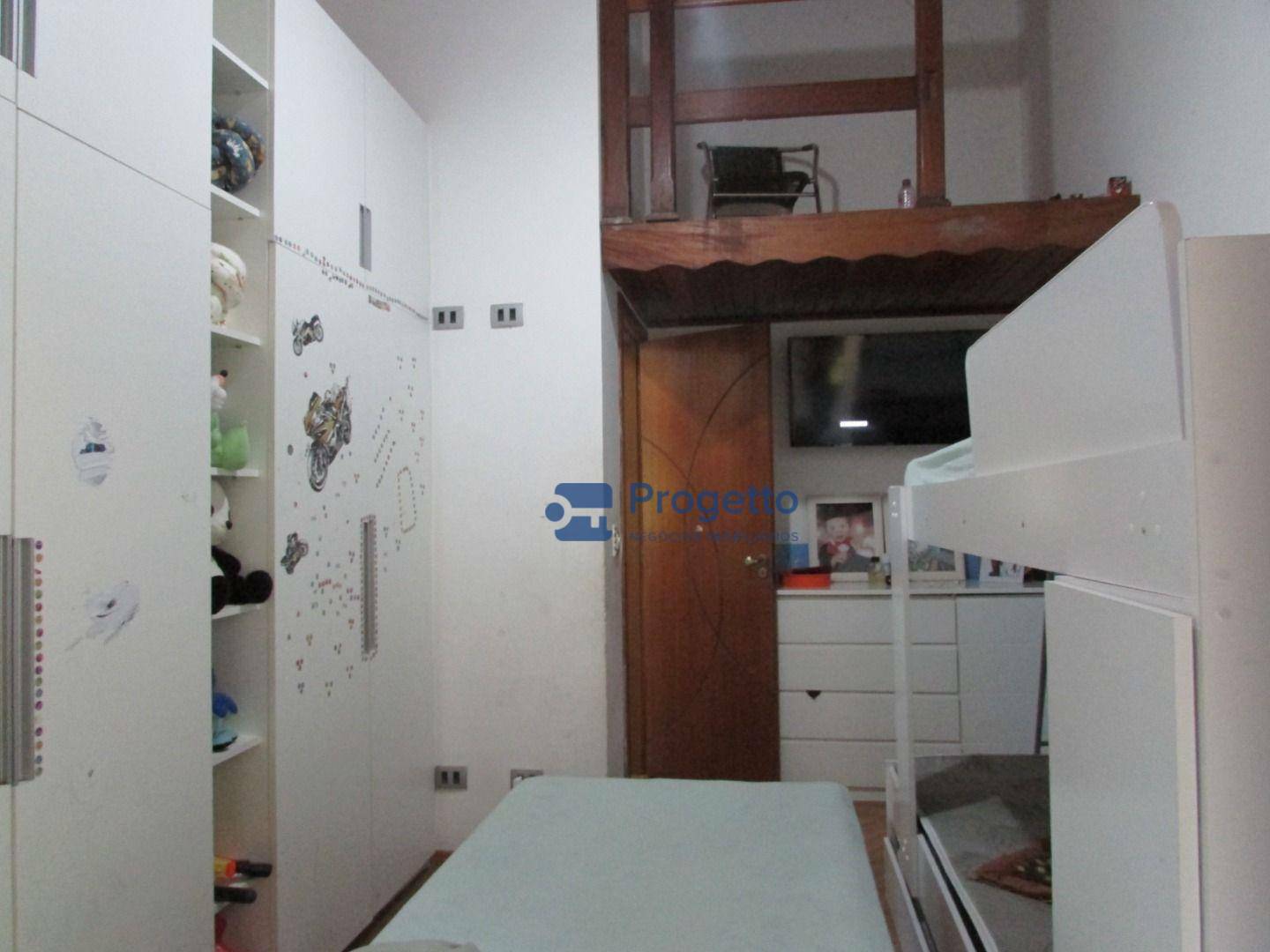 Casa de Condomínio à venda com 4 quartos, 360m² - Foto 23