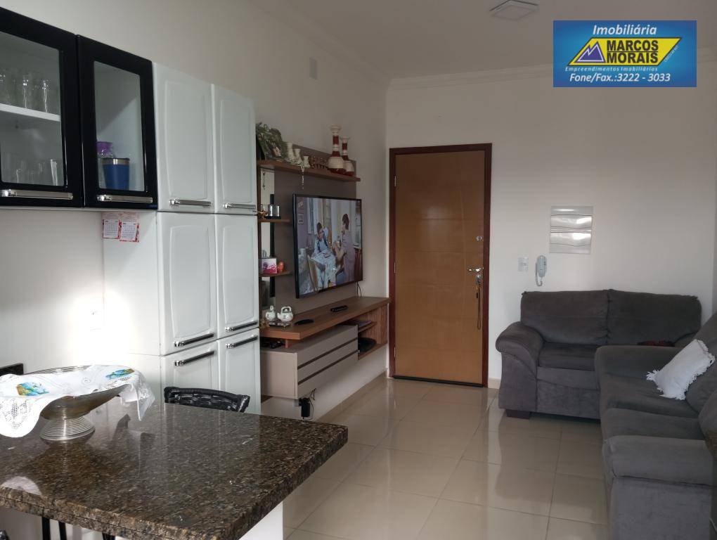 Apartamento à venda com 2 quartos, 56m² - Foto 2