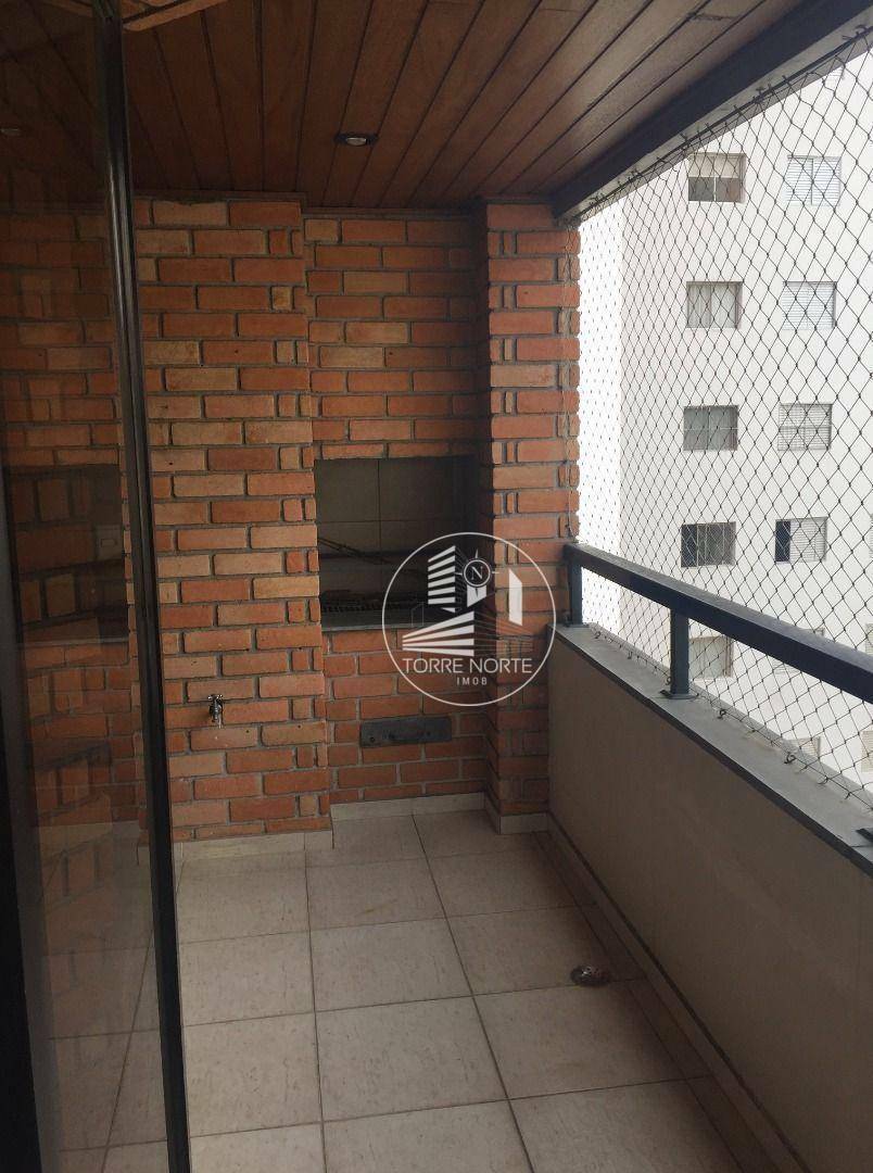 Apartamento para alugar com 3 quartos, 204m² - Foto 8