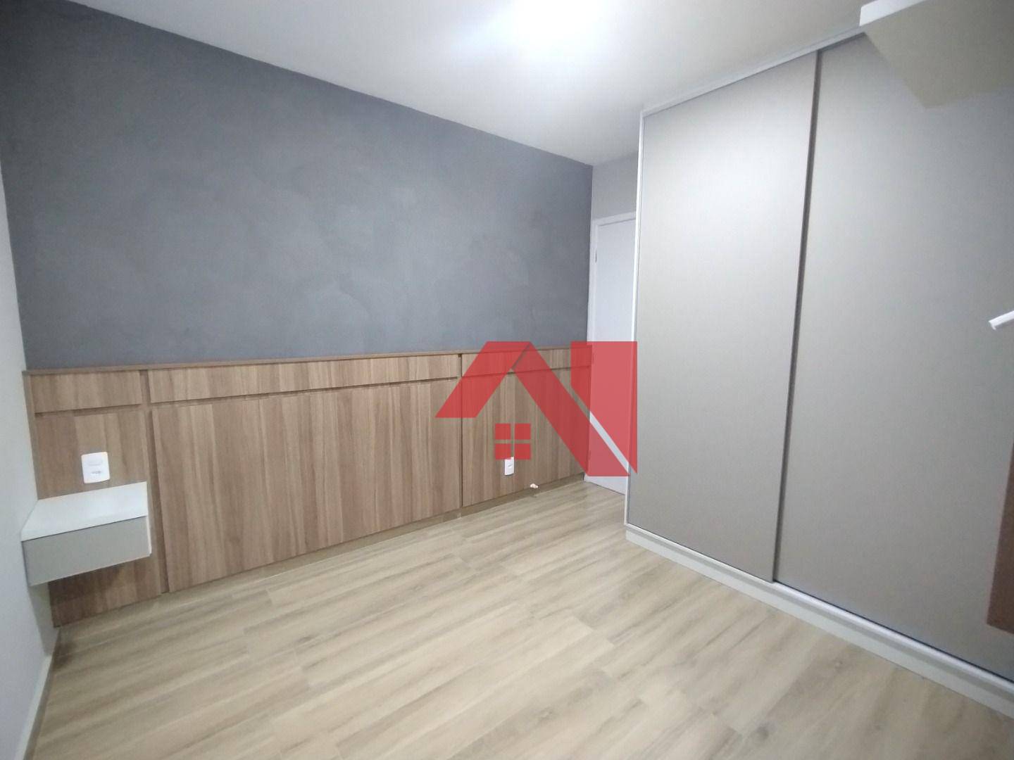 Apartamento à venda com 2 quartos, 55m² - Foto 11