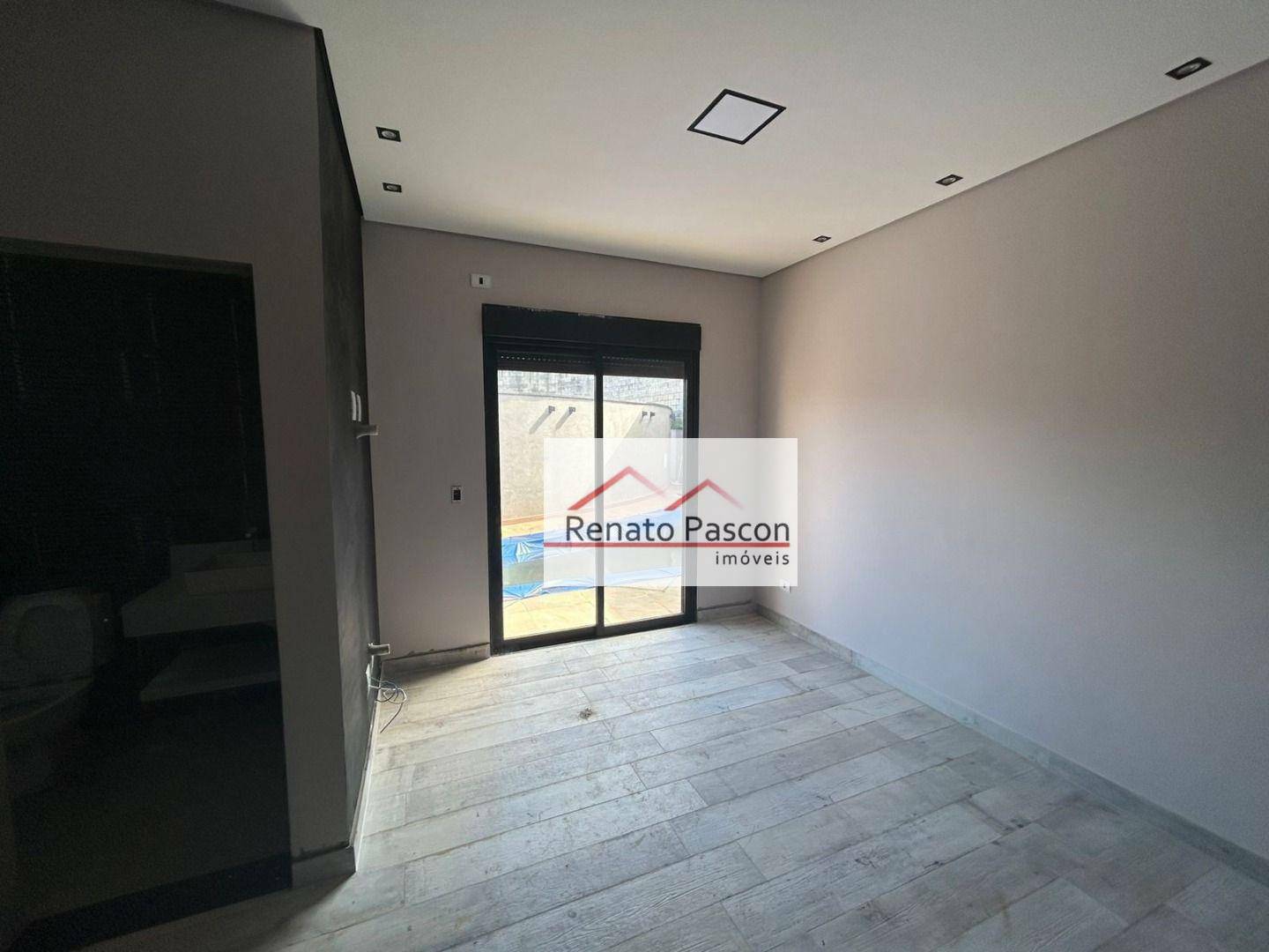 Casa de Condomínio à venda com 4 quartos, 268m² - Foto 4