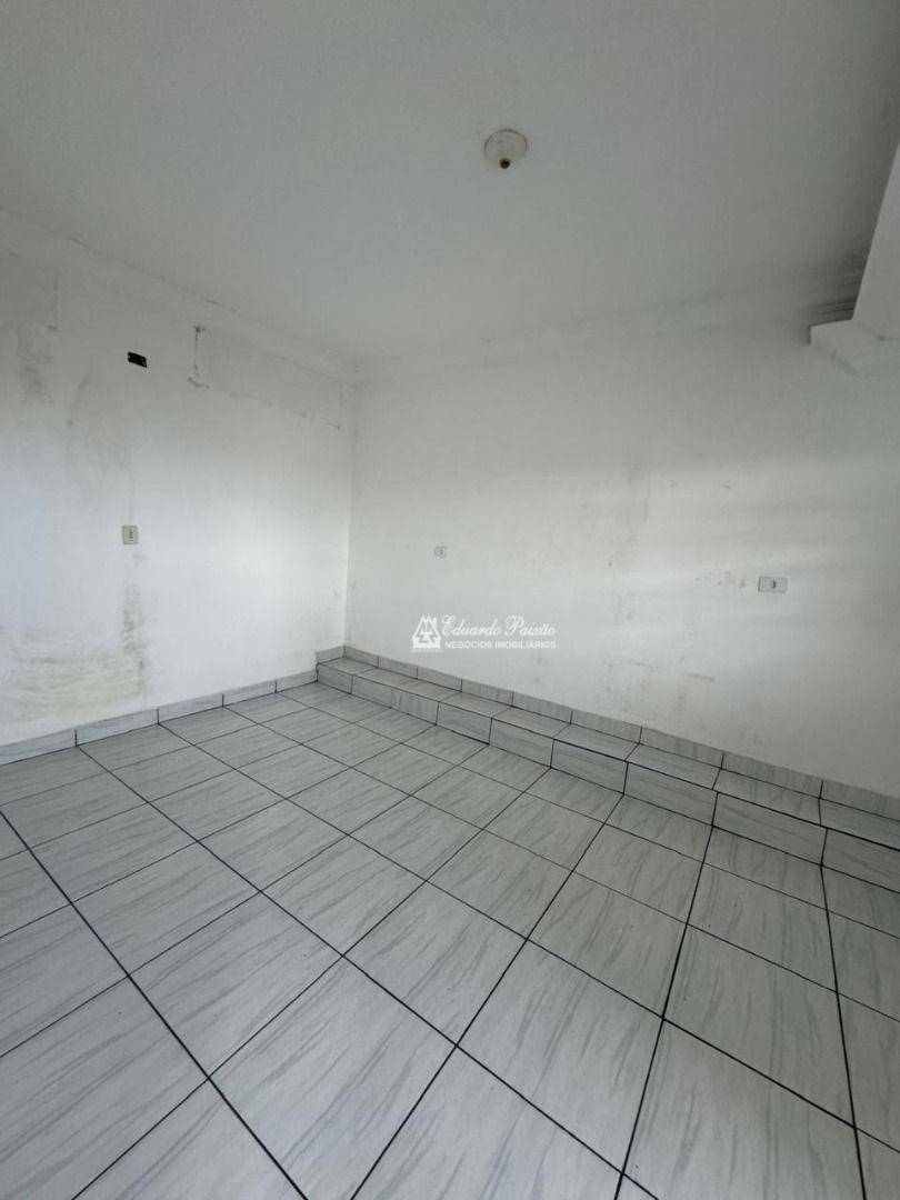 Apartamento para alugar com 3 quartos, 80m² - Foto 9