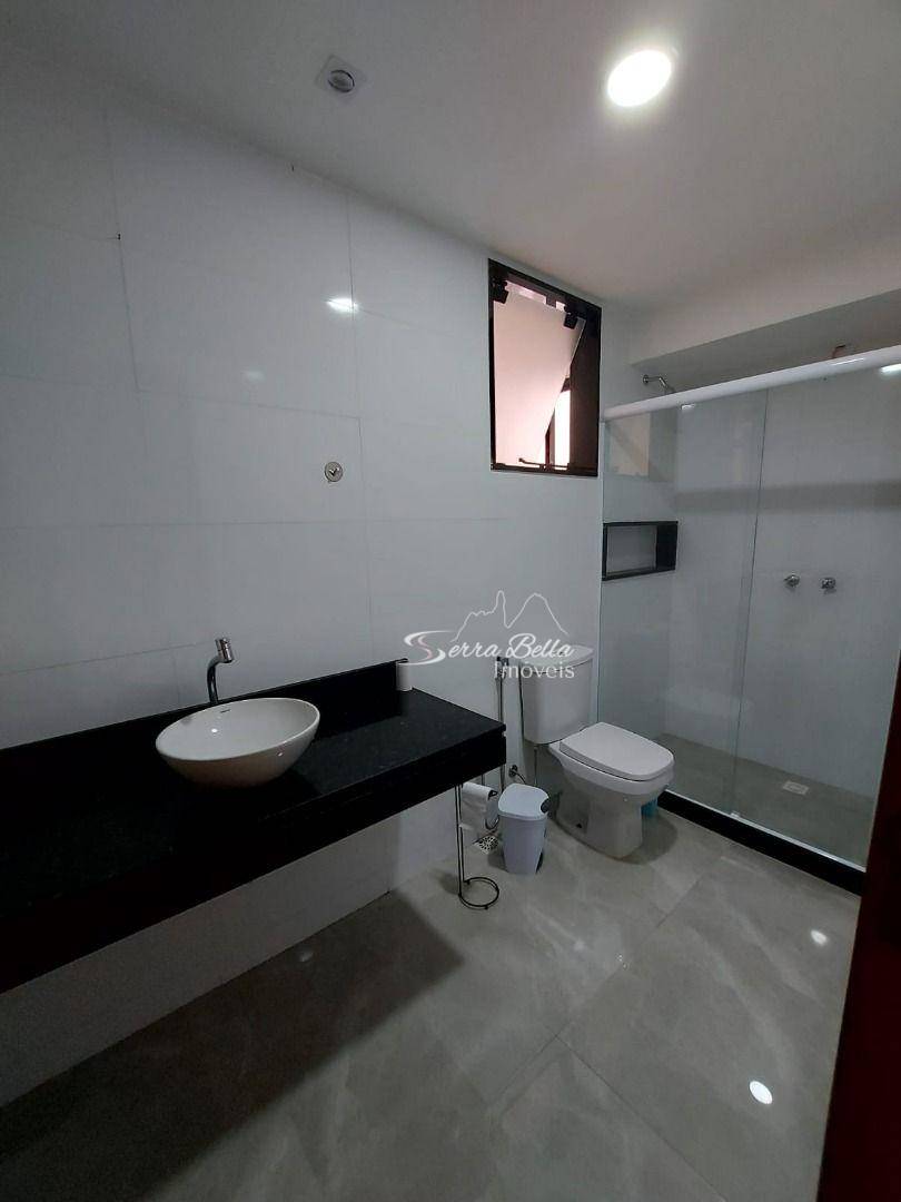 Apartamento para alugar com 3 quartos, 180m² - Foto 4